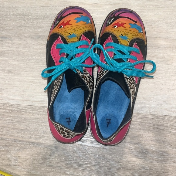 SoleTech Hand Painted Leather Lace Up Shoes Women 7 leopard funky whimsical - Picture 7 of 13